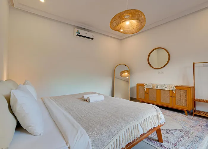 Aura - Villa Canggu (Bali)